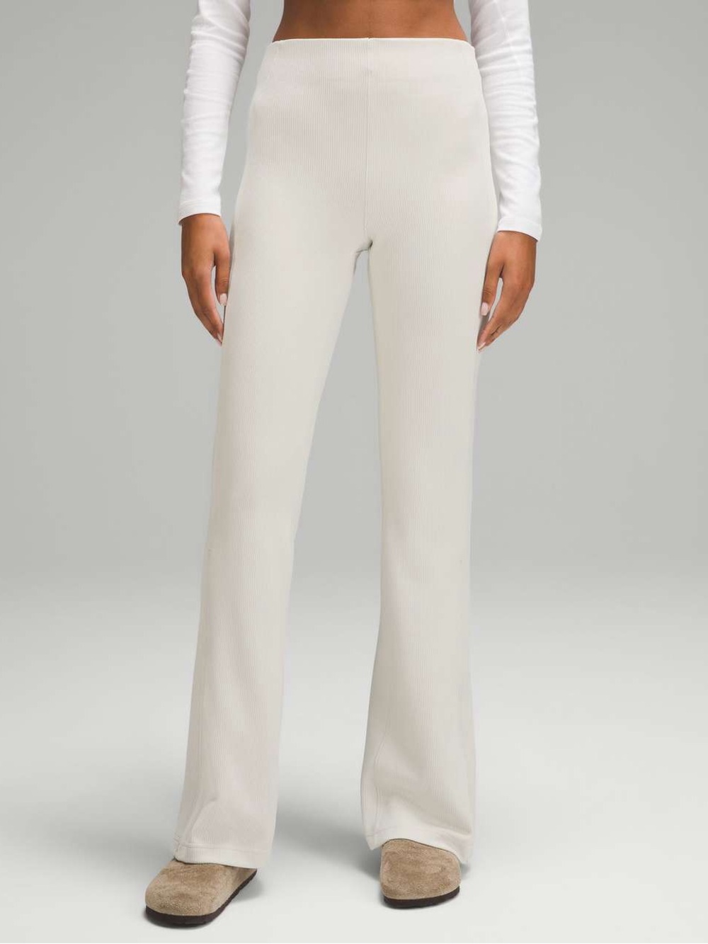 Lululemon Ribbed Softstreme Zip-Leg High-Rise Pant in Bone - Size 4